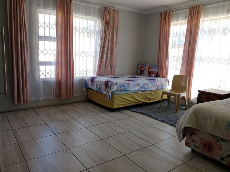 4 Bedroom Property for Sale in Kuruman Northern Cape